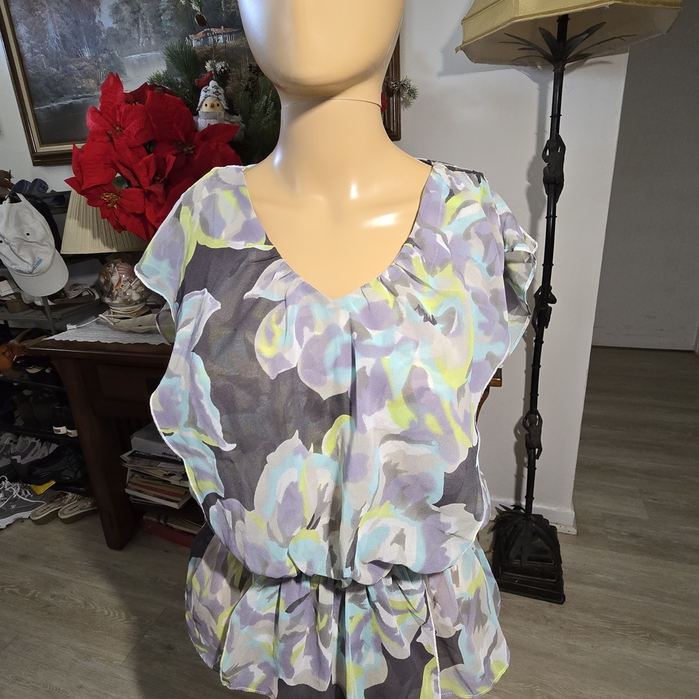 LOFT Multicolor Floral V-Neck Blouse